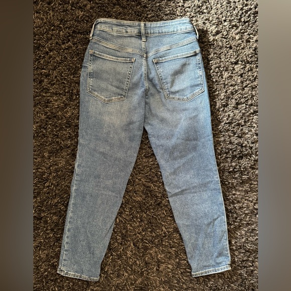 Old Navy. OG Straight. Size 2 Petite. Medium wash. High-rise. - Picture 6 of 8